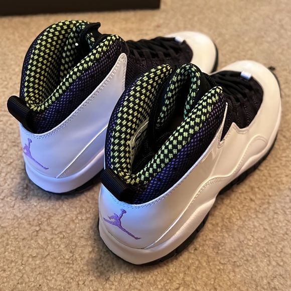 Brand new- AIR JORDAN 10 Retro - Picture 4 of 6